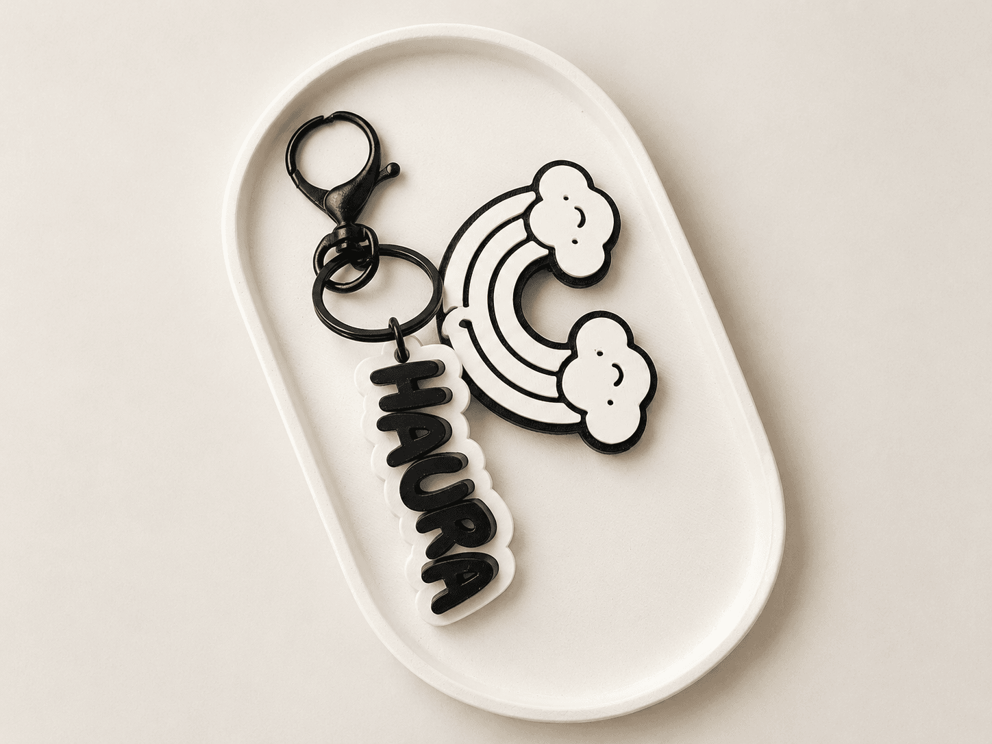 Keychain Kombinasi Nama dan Karakter